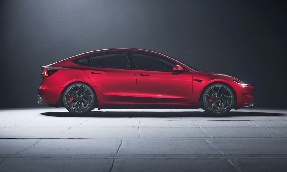 Tesla Model 3 Performance Highland 2024