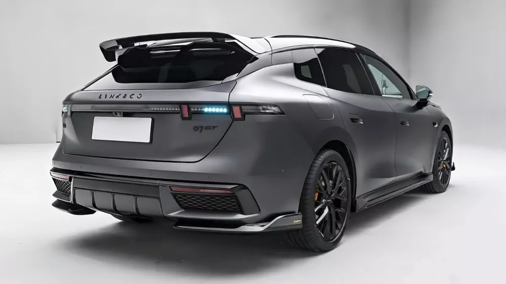Lynk & Co 07 GT