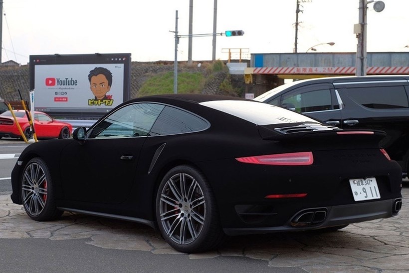 Porsche 911 Musou Black