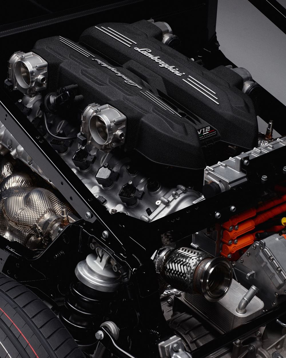 Το νέο υβριδικό hypercar Lamborghini LB744