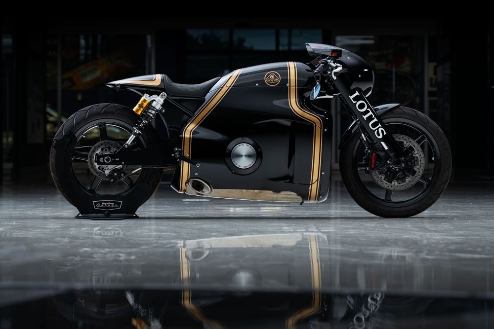 Lotus C-01 μοτοσικλέτα δημοπρασία