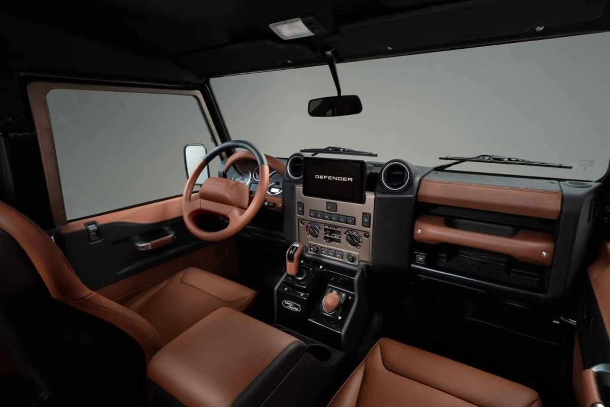 Defender Classic V8 OCTA