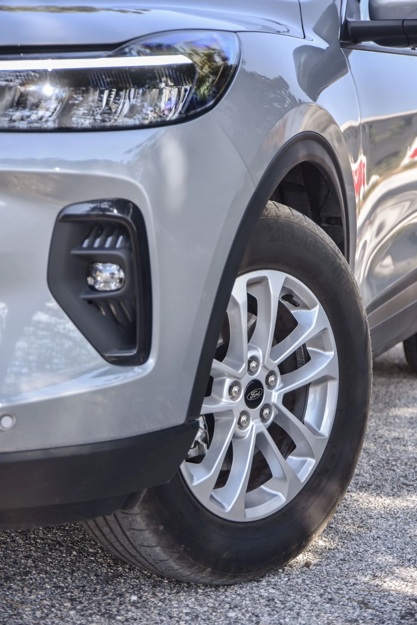 Ford Kuga FHEV υβριδικό δικίνητο