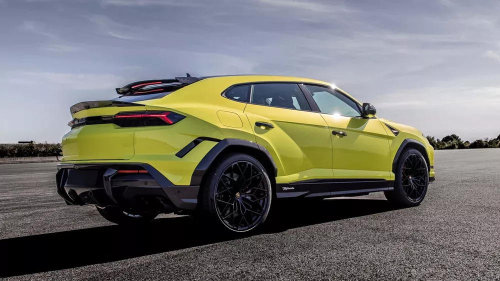 Lamborghini Urus SE Performante