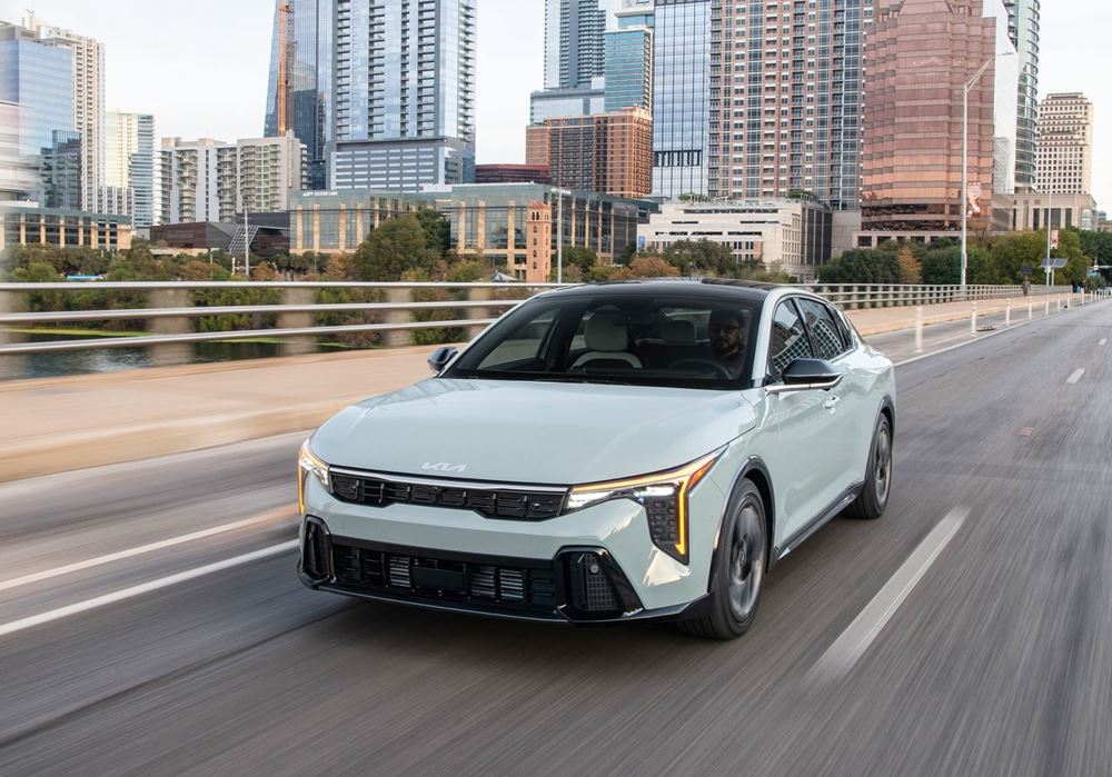 Kia K4