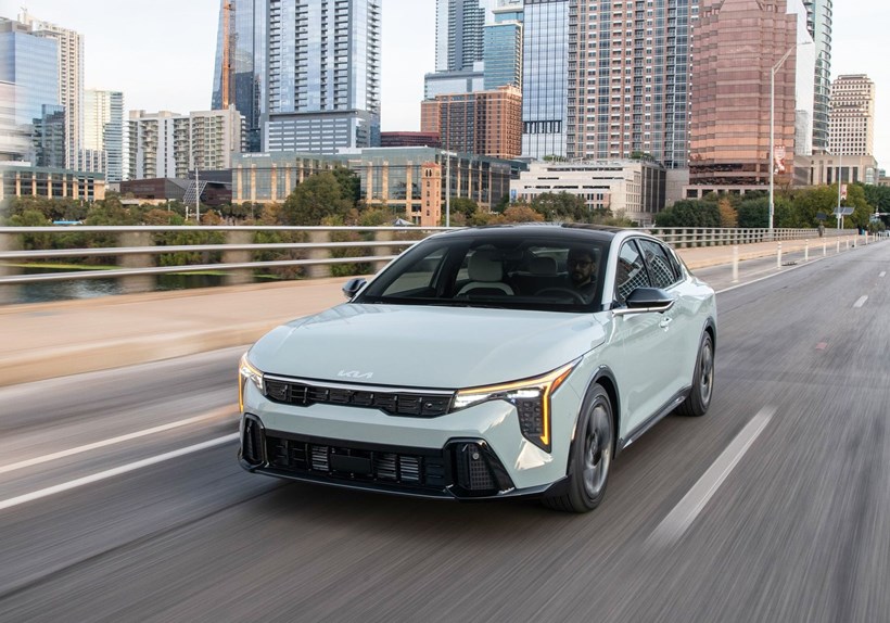 Kia K4