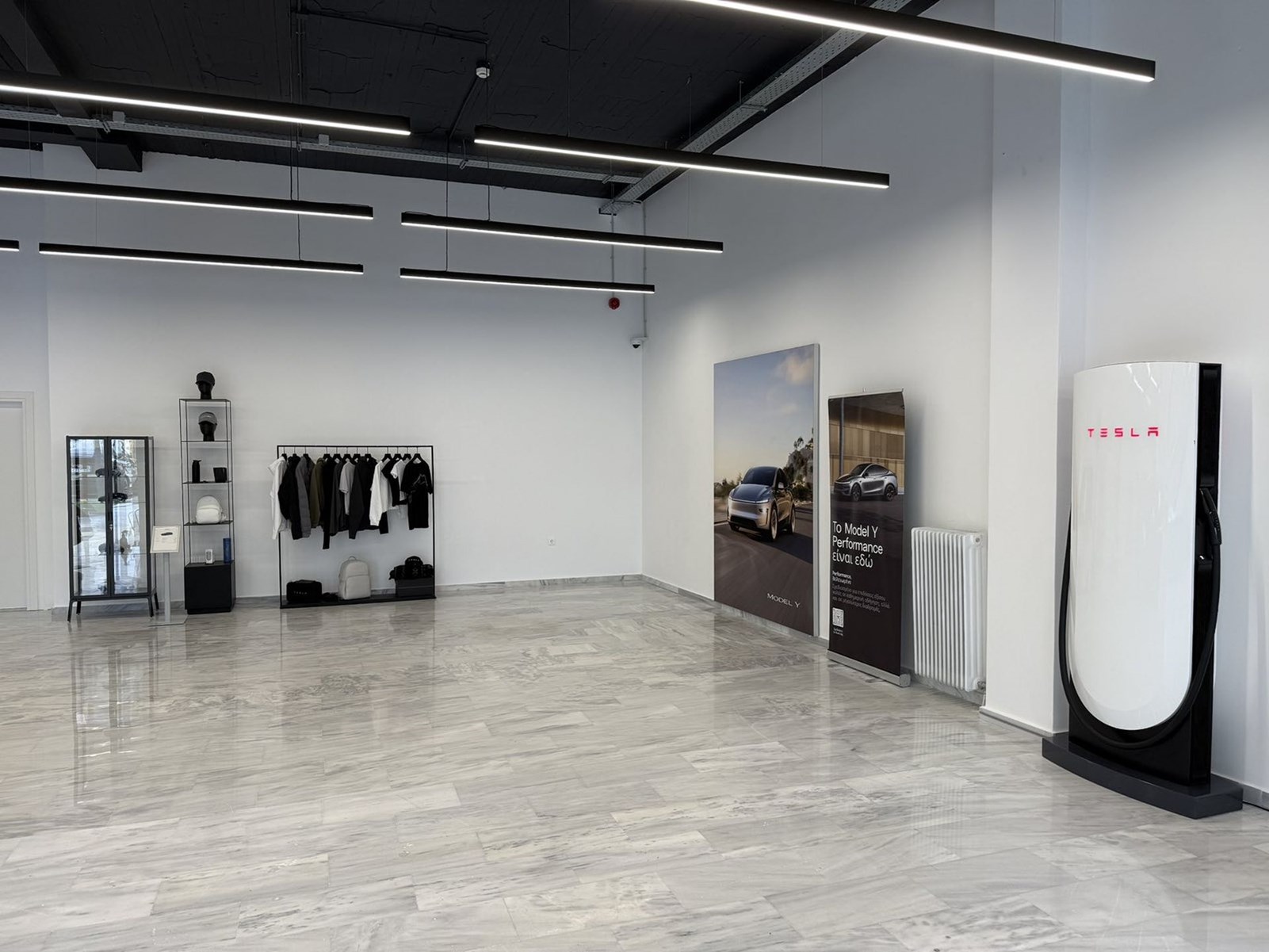 Tesla νέο κατάστημα Κηφισιά