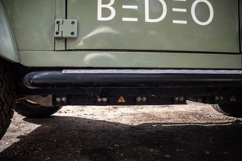 Land Rover Defender ηλεκτρικό Restomod Bedeo