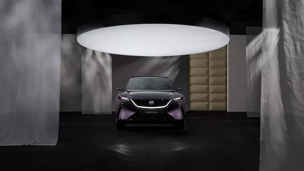Mazda CX-6e
