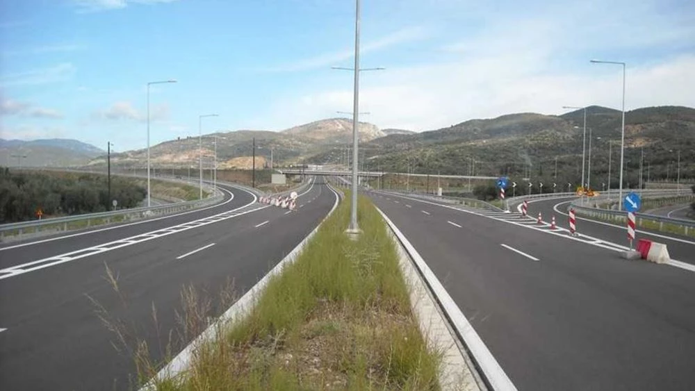 Ποιοι διεκδικούν 4 μεγάλα οδικά έργα του 1 δισ. ευρώ