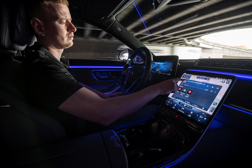 Mercedes drive pilot autonomous