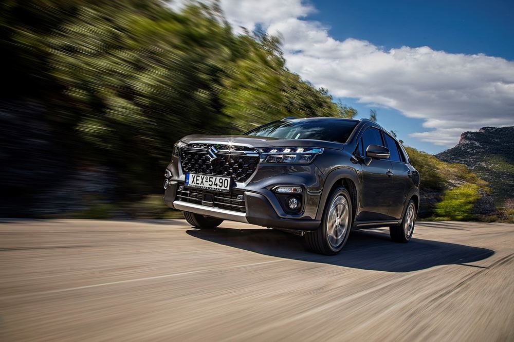 Suzuki S Cross Hybrid Test Drive