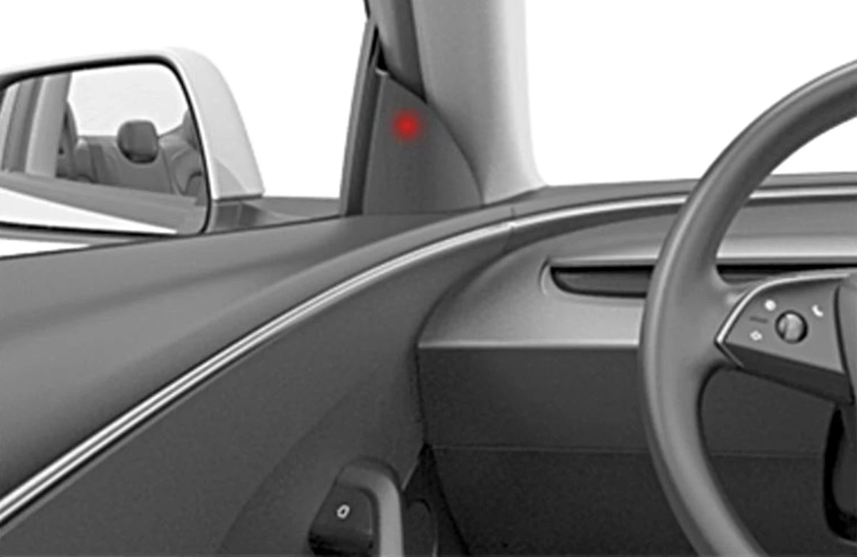 Tesla ειδοποίηση τυφλού σημείου κατά τη στάθμευση