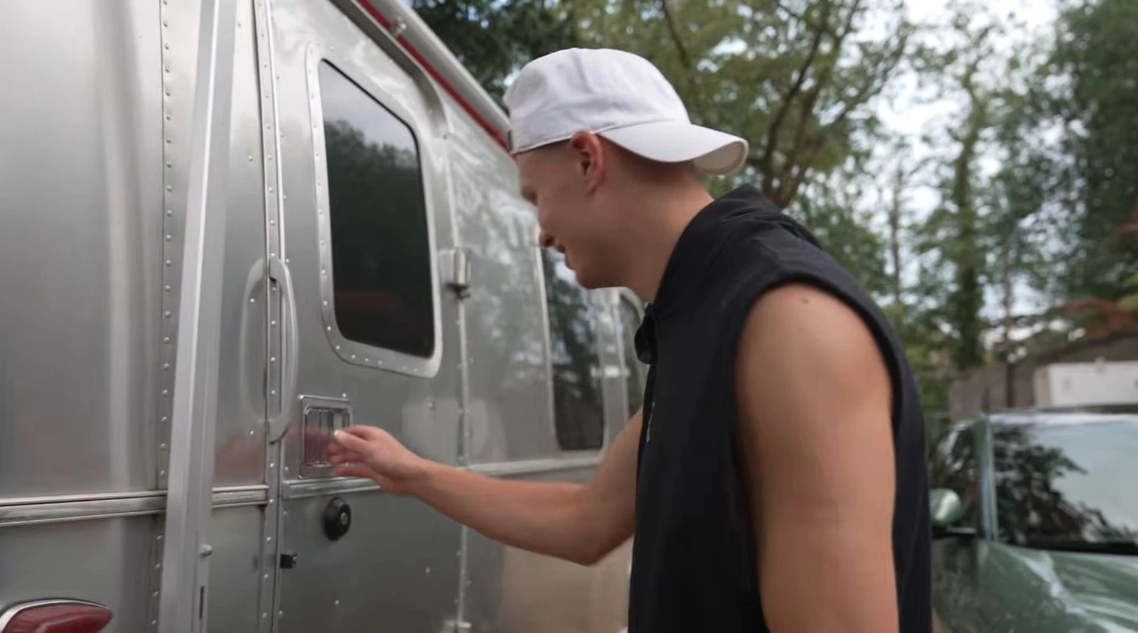 Airstream Supreme Erling Haaland