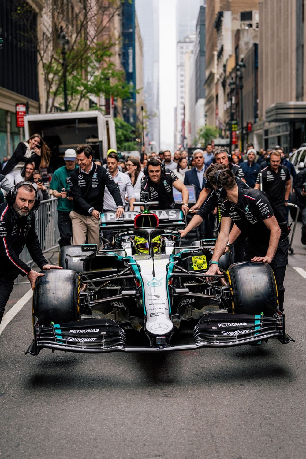 Mercedes F1 5η Λεωφόρος Νέα Υόρκη Empire State Building