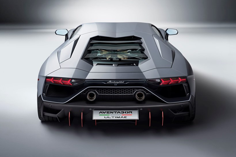 Lamborghini Aventador LP 780-4 Ultimae