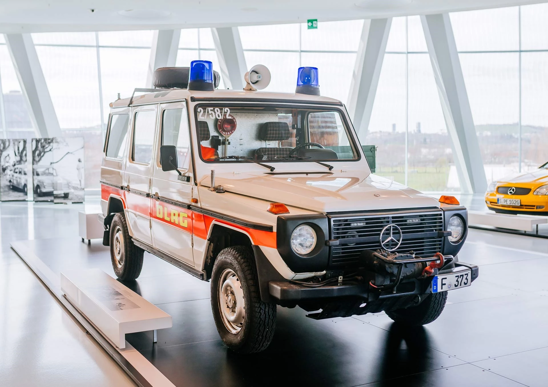 Πώς δύο Γάλλοι έζησαν μια εμπειρία ζωής στο Μουσείο της Mercedes - εικόνα 5