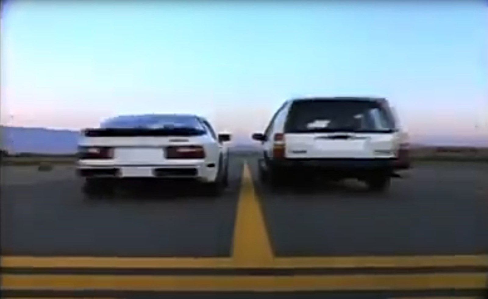 Volvo 740 Porsche 944 ad