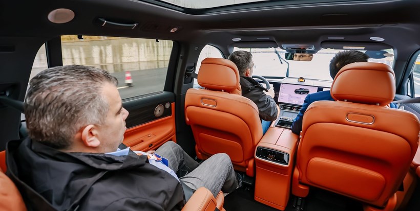 Seres 9 SUV