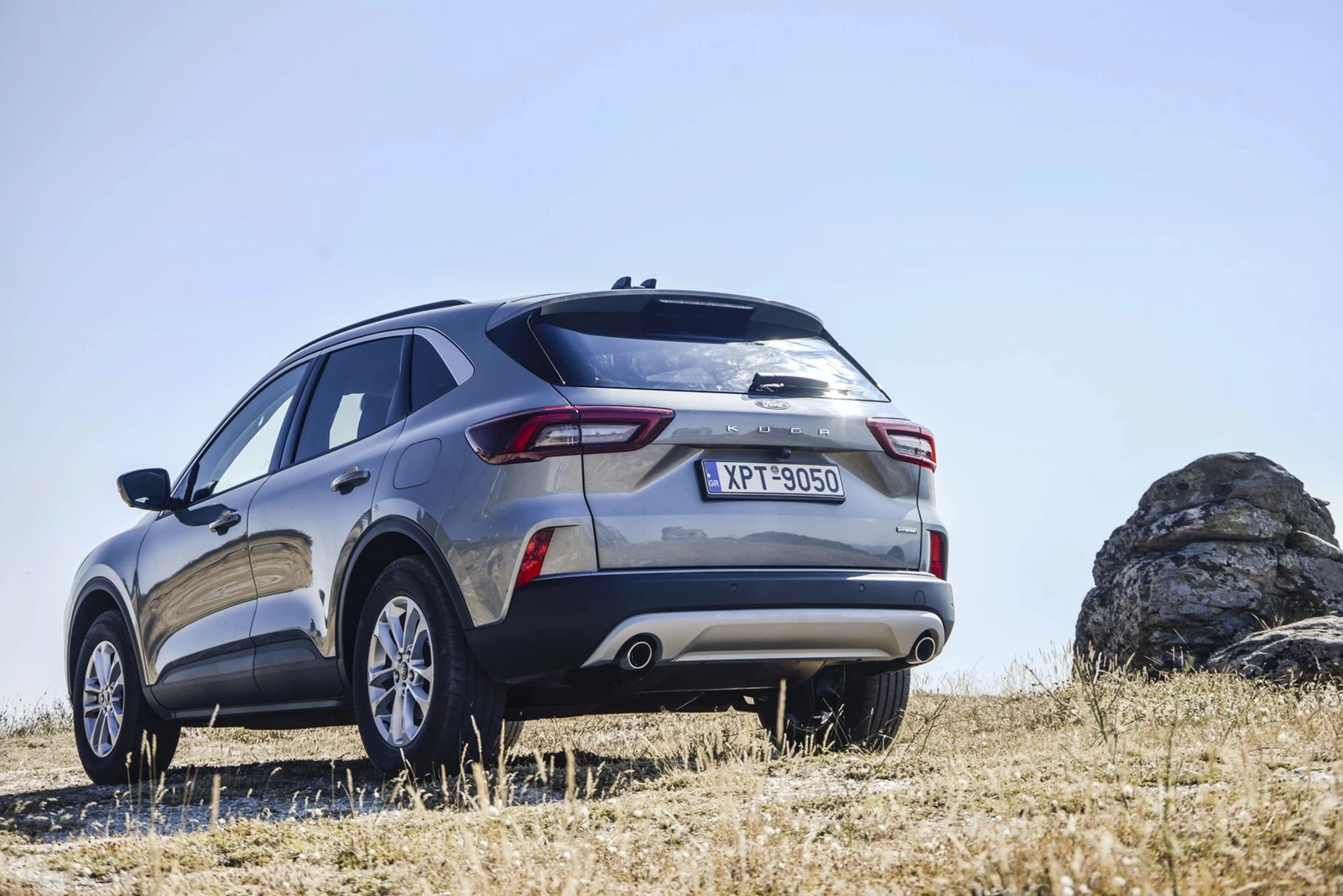 Ford Kuga FHEV υβριδικό δικίνητο