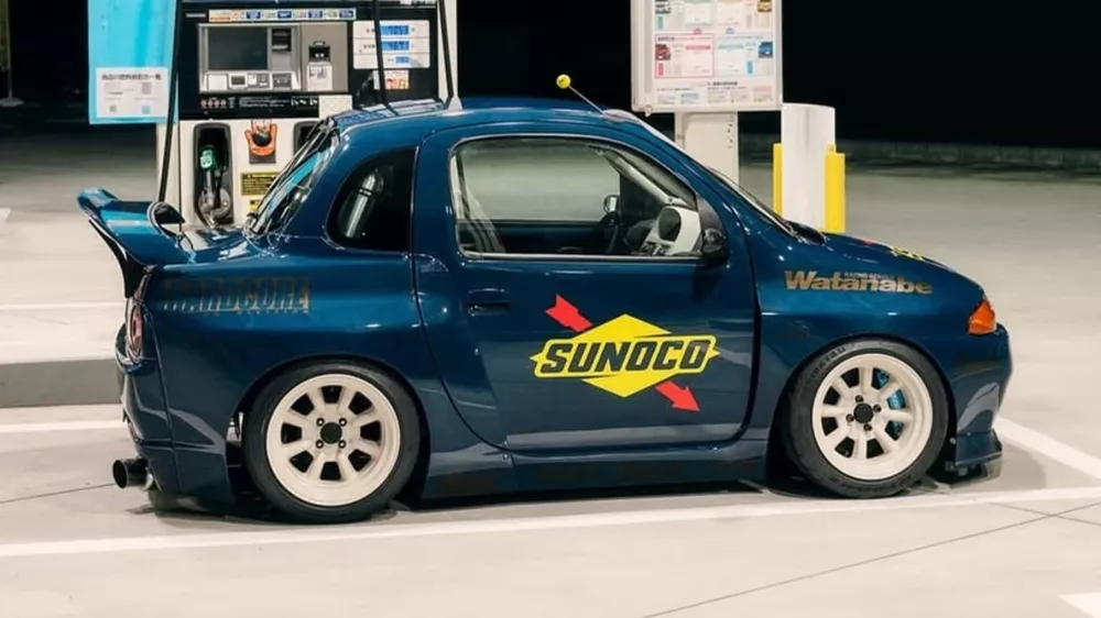 Rocket Bunny Kei Car Nissan Skyline R32