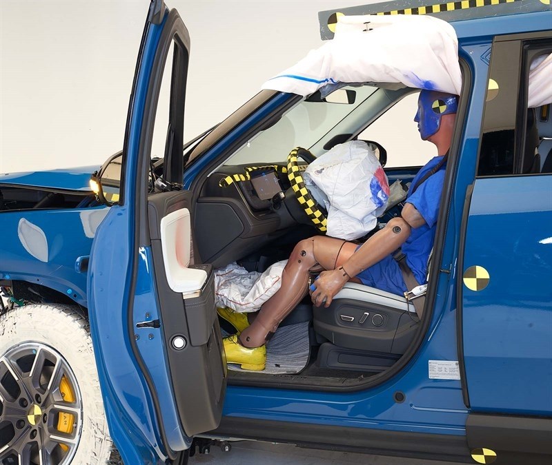 Rivian R1T Crash Test