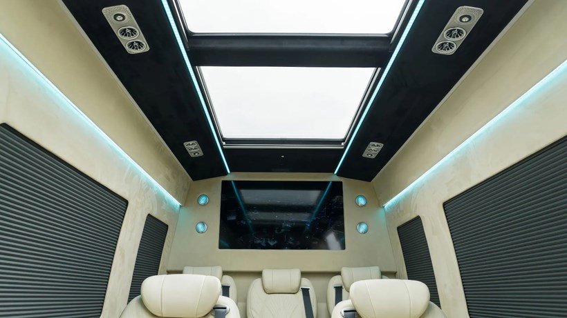 Mercedes Sprinter by Clive Sutton