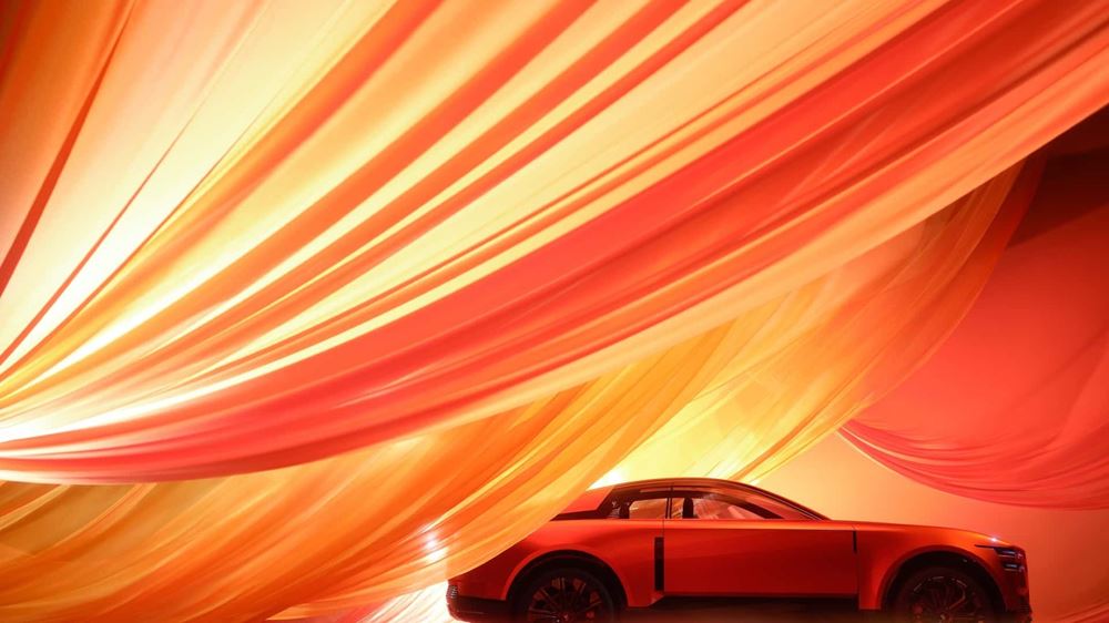 Toyota Century coupe teaser