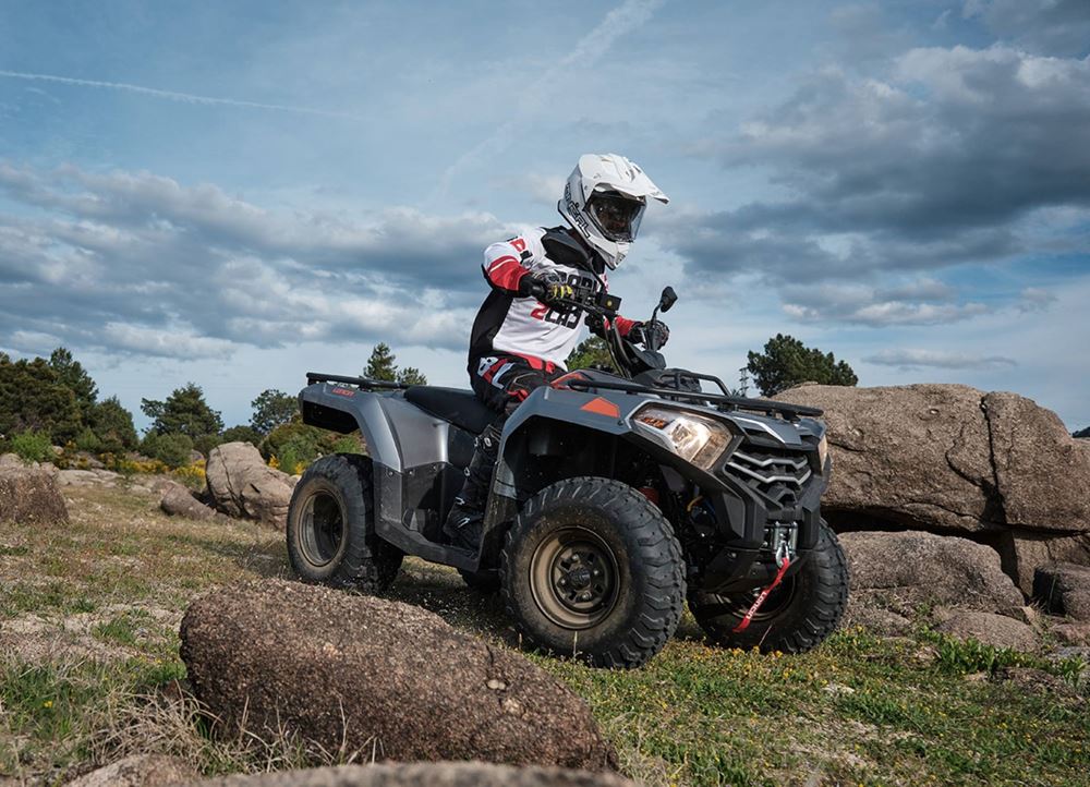 Voge X-Wolf 300