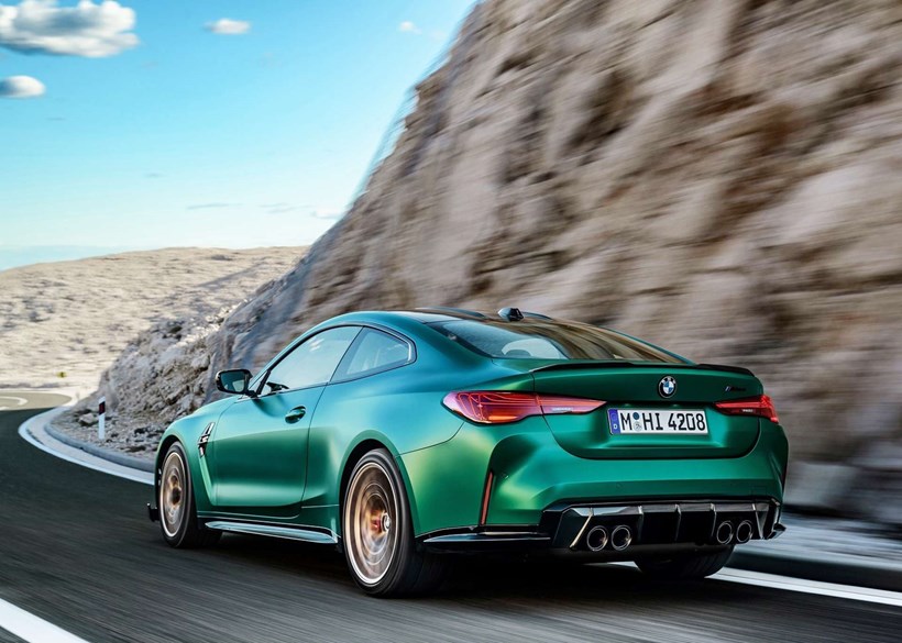 BMW M4 CS
