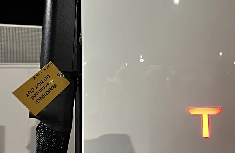 Tesla Supercharger anti-vandalism