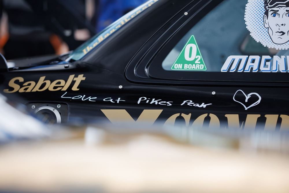 Pikes Peak 2024 Kendall Samuel Mary Barker Subaru Impreza γάμος στον τερματισμό