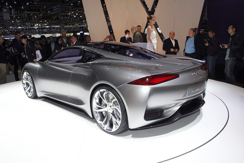 Infiniti Emerg-E Concept
