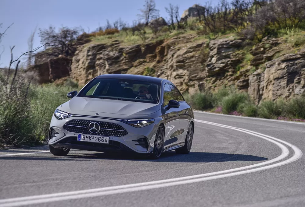 Mercedes-Benz CLA 200