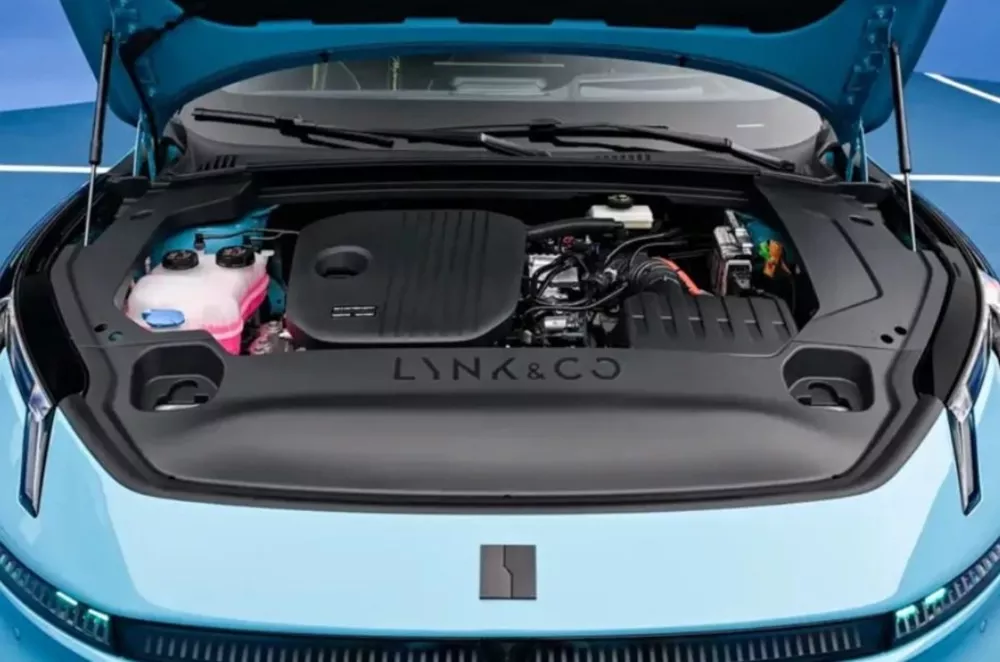 Lynk & Co 07 GT