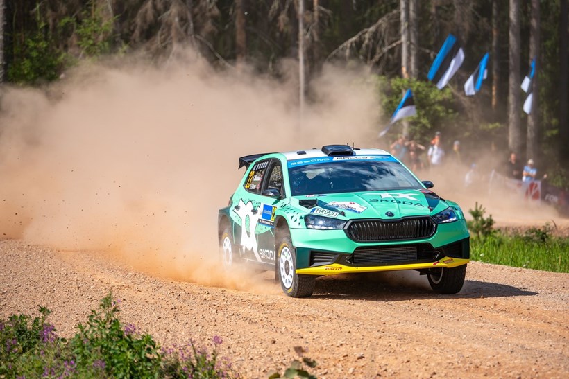 Andreas Mikkelsen Skoda Fabia RS Rally2