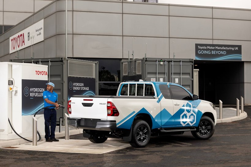Toyota_Hillux_Hydrogen