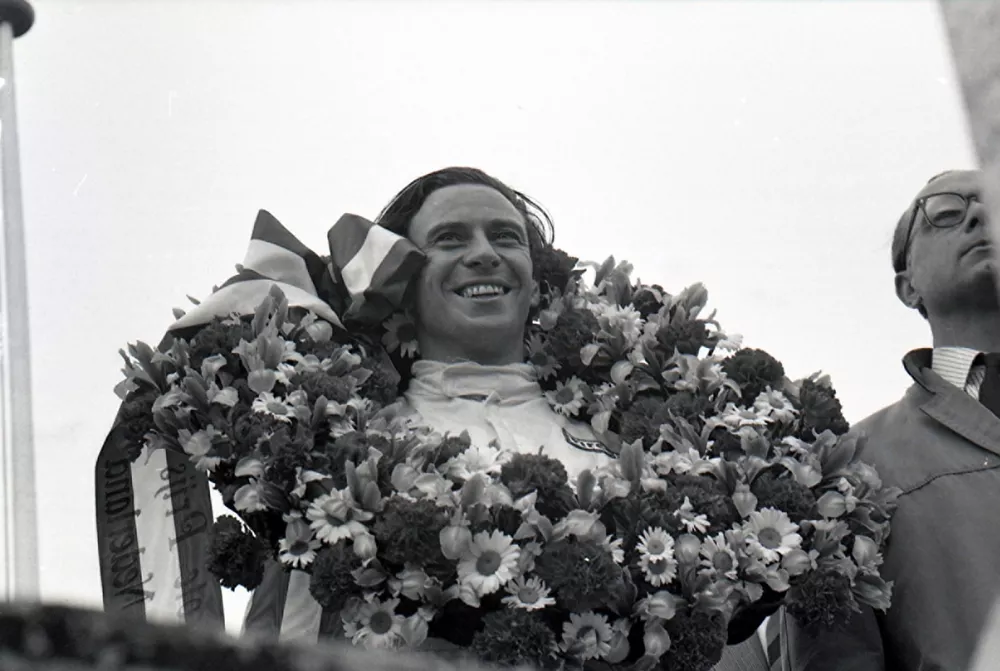 Jimmy ClarK 1967 πρώτη νίκη F1 Holland Ford DFV V8 κινητήρας