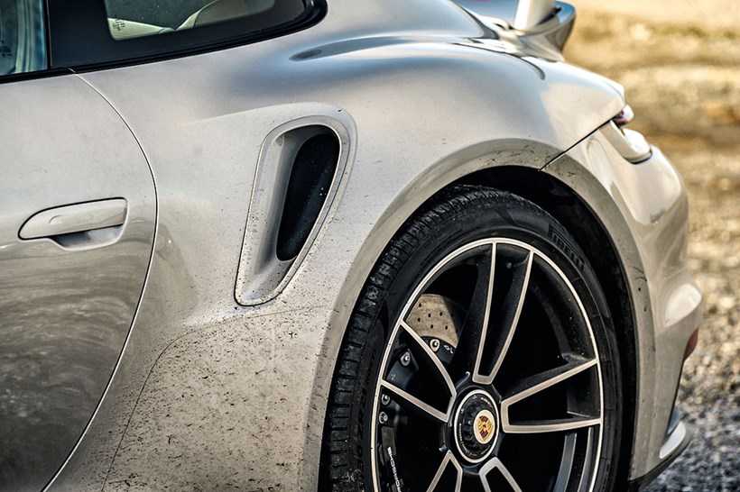 Maserati MC20 Print