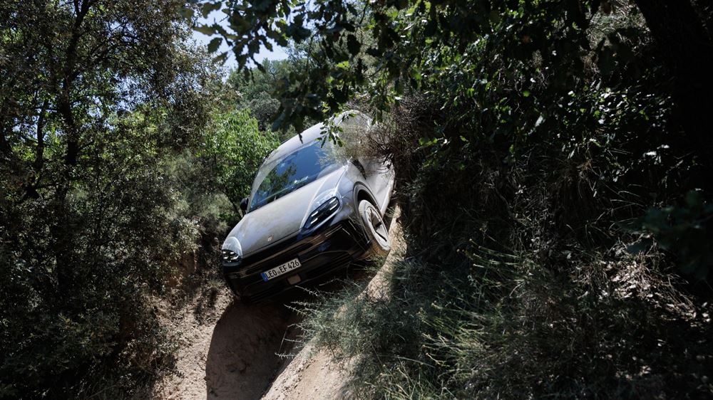 Porsche Cayenne Electric