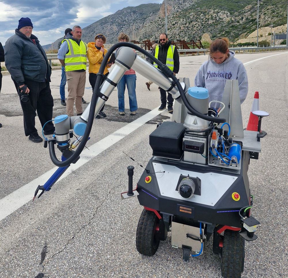 Ολυμπία Οδός, αυτόνομο ρομπότ για επισκευές