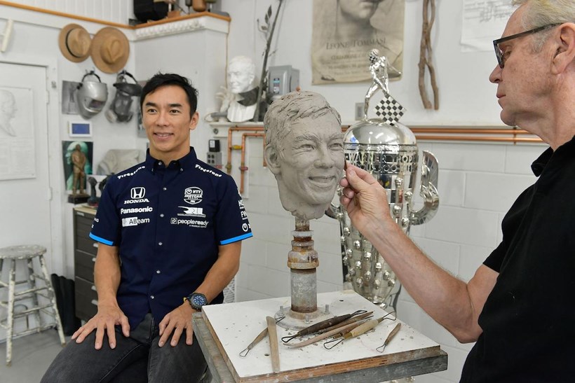 Borg-Warner Trophy Indy500 Sato