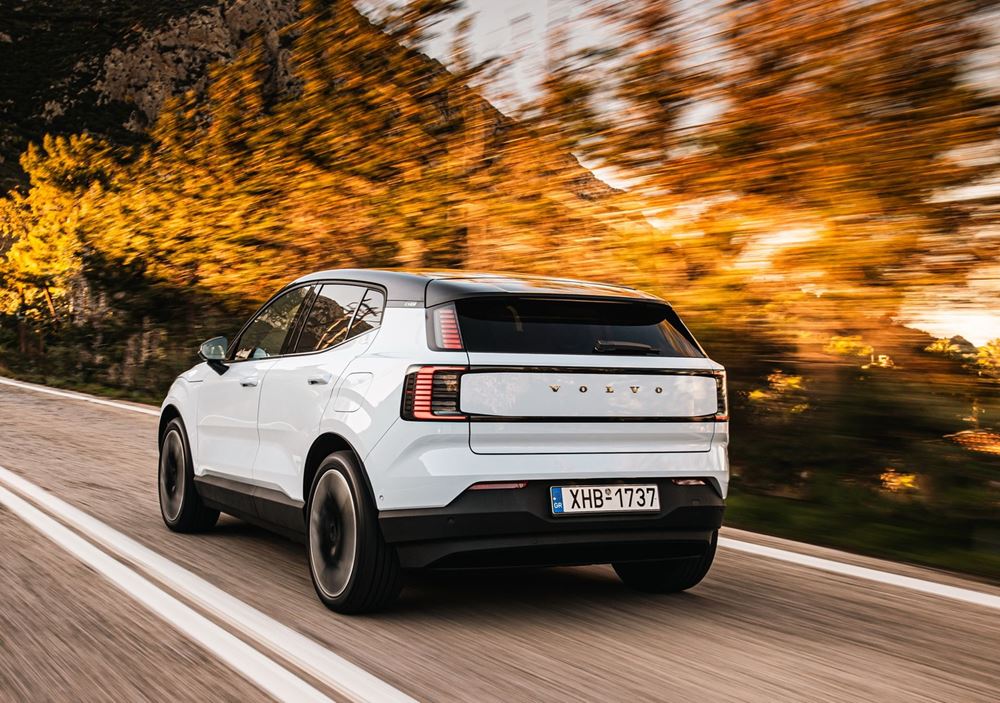 Volvo EX30 Mini SUV 2024
