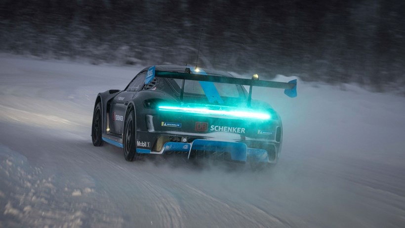 Porsche GT4 e-Performance ICE Experience