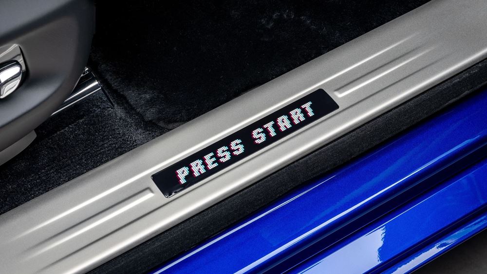 Rolls-Royce Black Badge Ghost Gamer