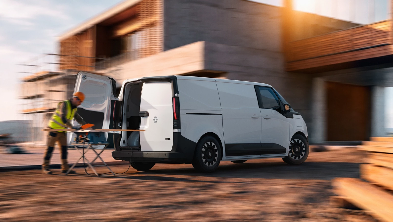 Renault Trafic E-Tech electric van της χρονιάς 2027