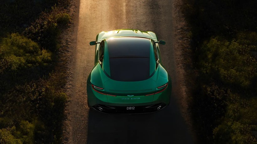 Aston Martin DB12 2023