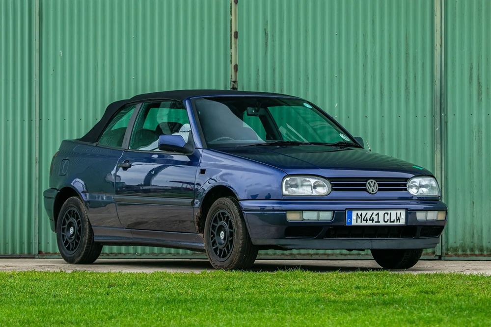 VW Golf Cabriolet Mk III Pink Floyd Edition