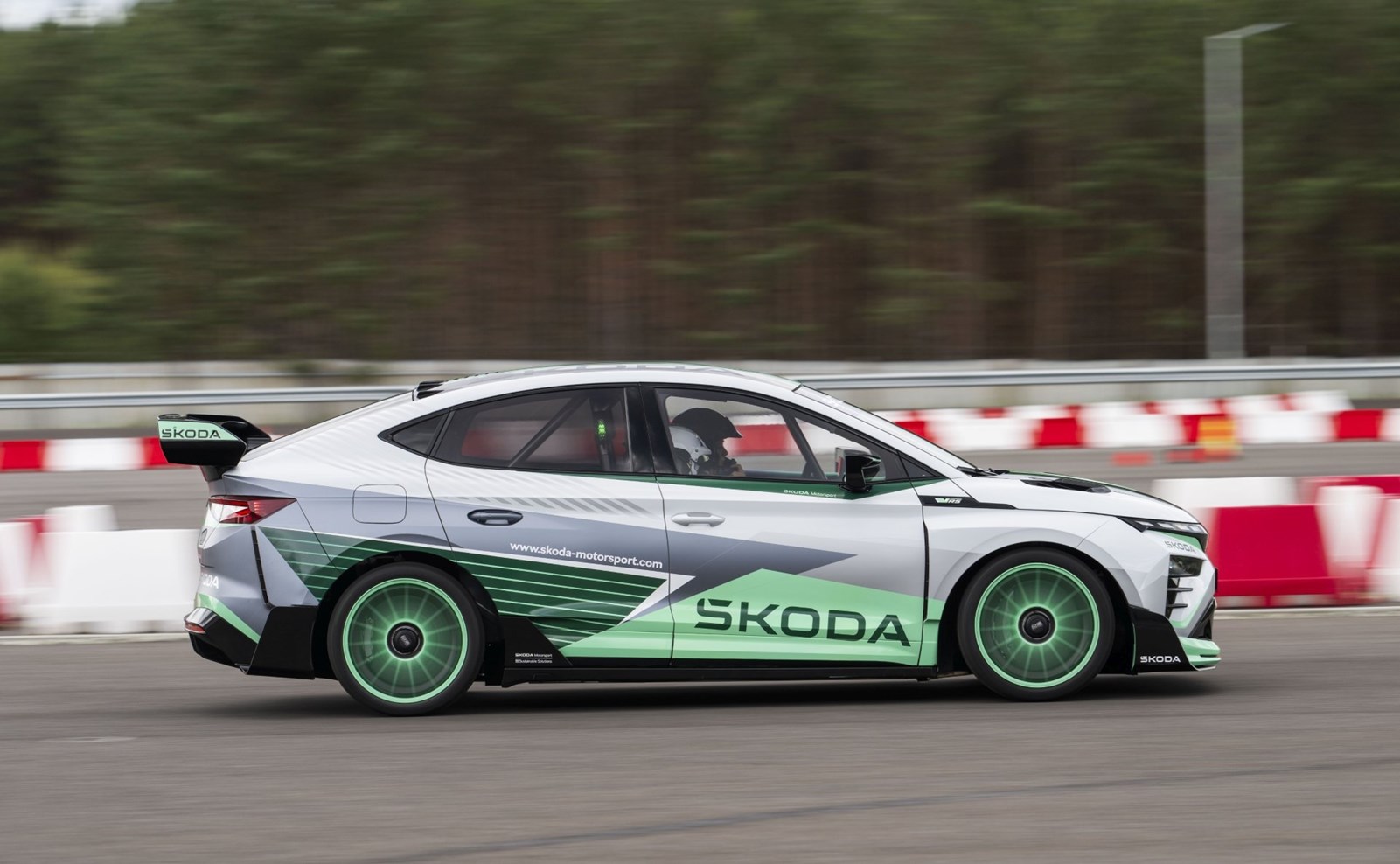 Skoda Enyaq RS Race
