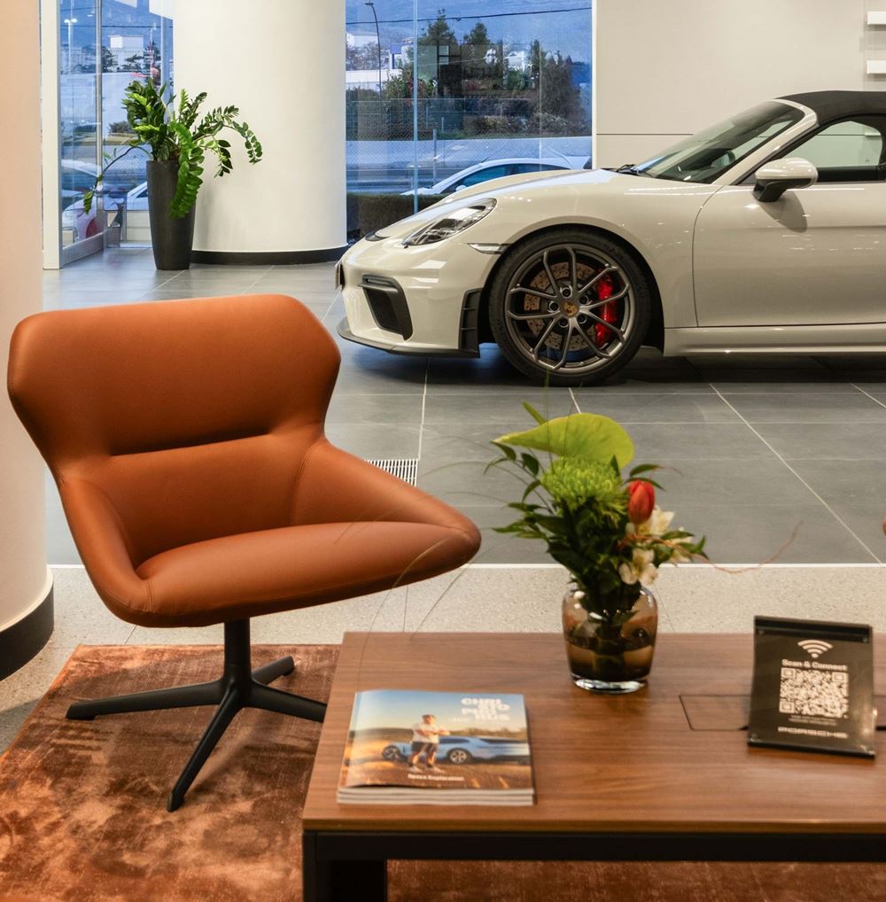 Porsche Center Αthens